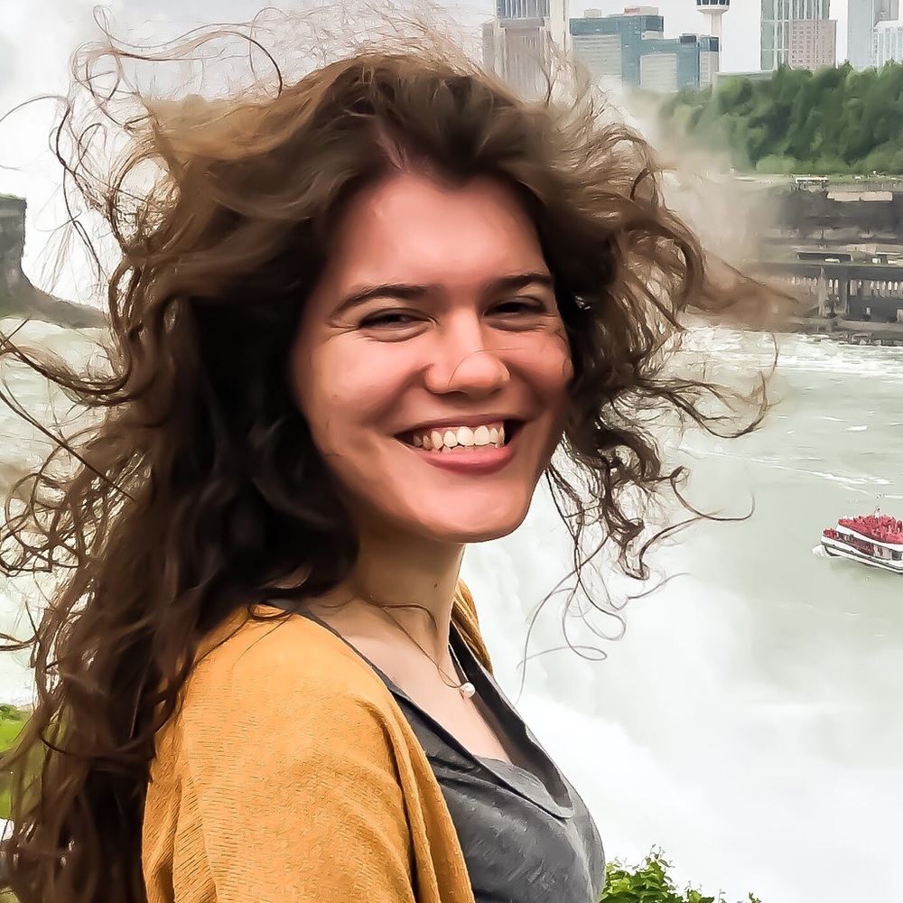 Meet your Posher, Olivia